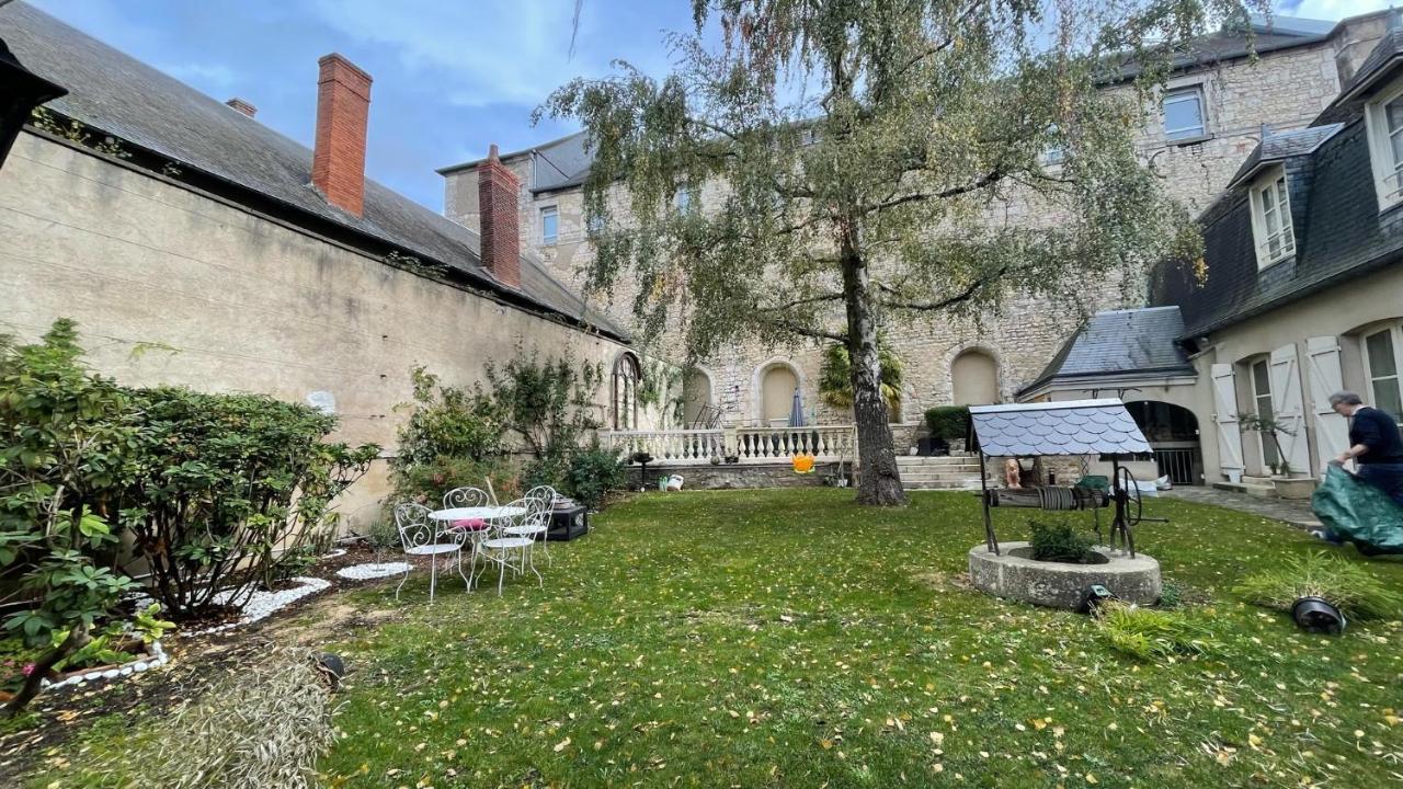 Apartament Au Puits De L'Abbaye Bourges Zewnętrze zdjęcie
