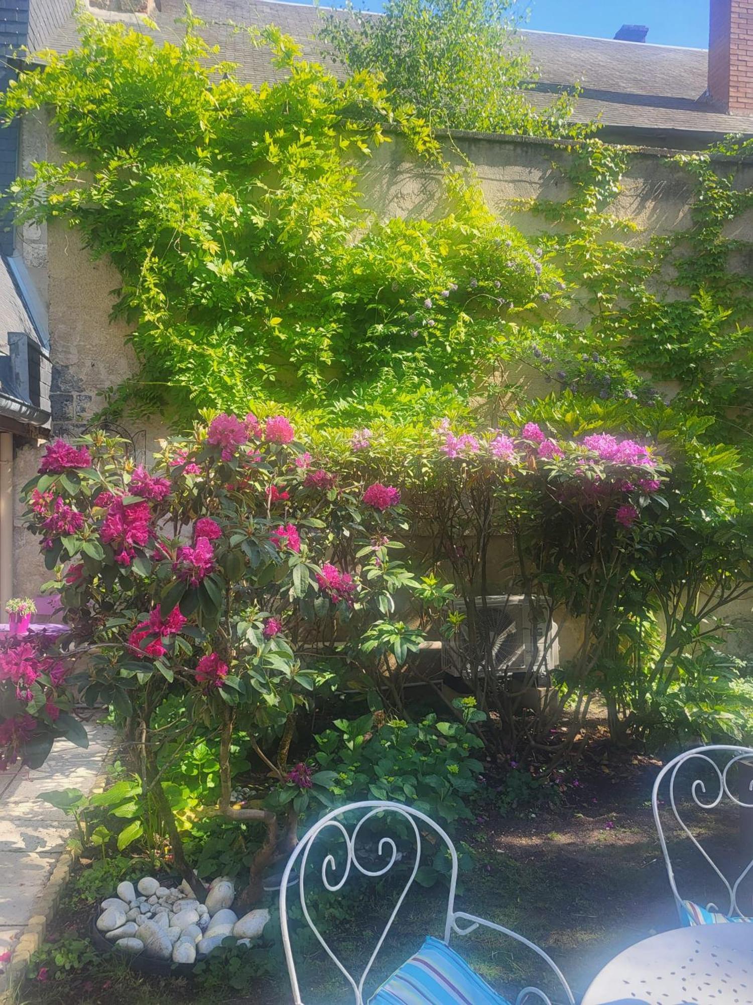Apartament Au Puits De L'Abbaye Bourges Zewnętrze zdjęcie